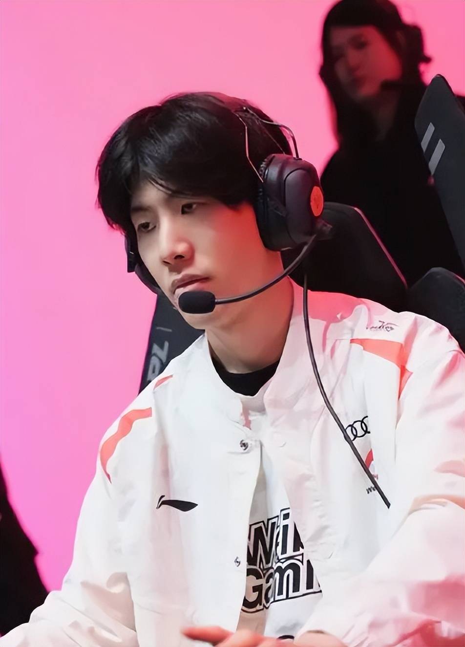 创造了更多 创造了更多